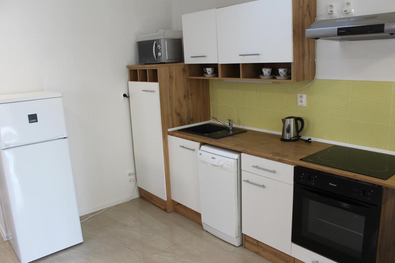 פישטני Apartmany Pri Auparku מראה חיצוני תמונה