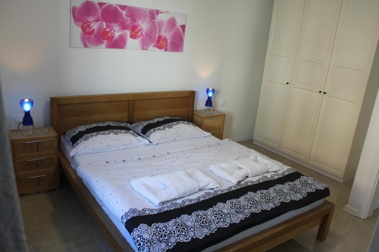 פישטני Apartmany Pri Auparku מראה חיצוני תמונה