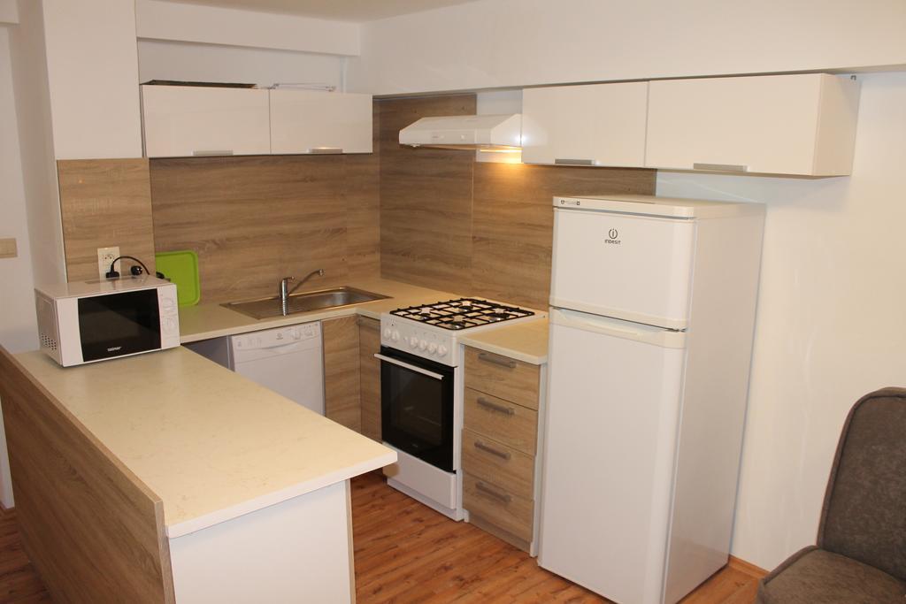 פישטני Apartmany Pri Auparku מראה חיצוני תמונה