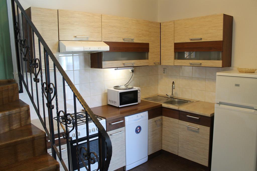 פישטני Apartmany Pri Auparku מראה חיצוני תמונה