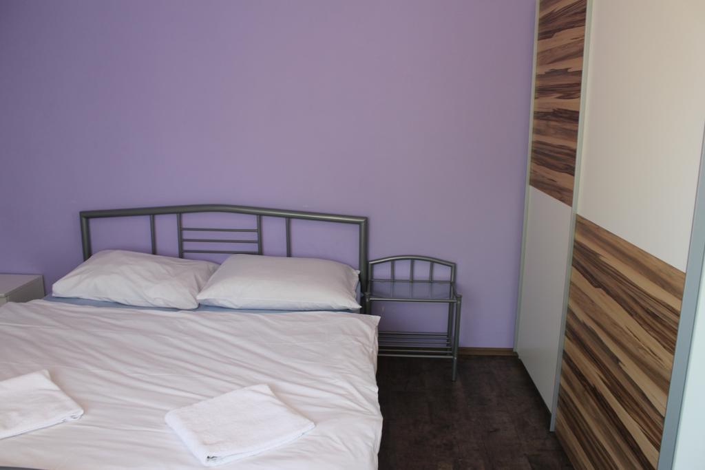 פישטני Apartmany Pri Auparku מראה חיצוני תמונה